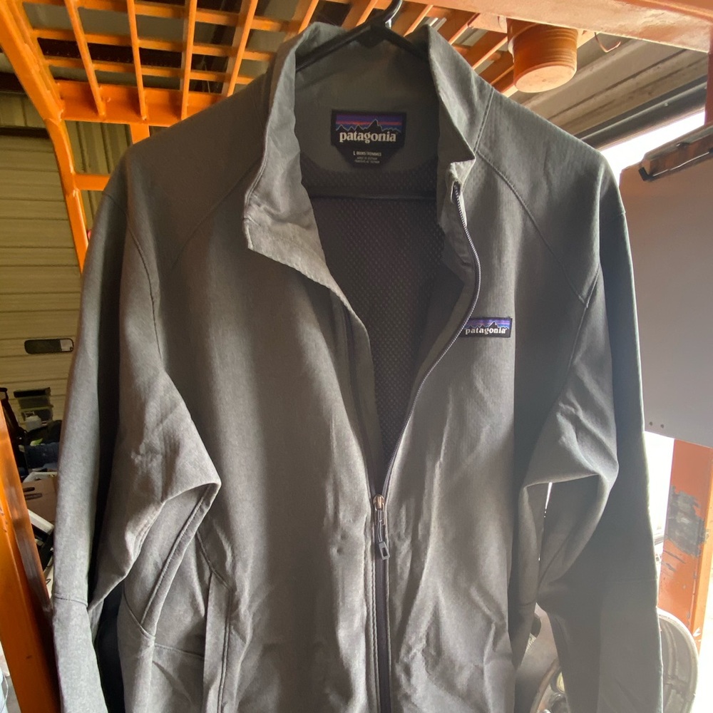 Patagonia light jacket